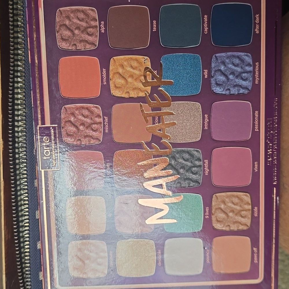 Tarte Maneater Eyeshadow Palette - Bold and Vibrant Hues